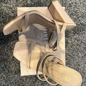 Block heels. Champagne/cream color